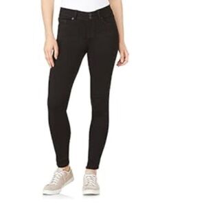 Wallflower skinny stretch jeans.